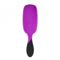 The Wet Brush Pro Shine Enhancer ovalus plaukų šepetys su natūraliais šereliais (spalva - Violetinė)